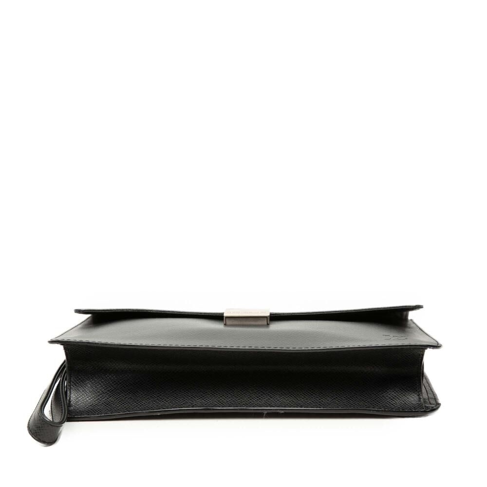 Louis Vuitton Clutch