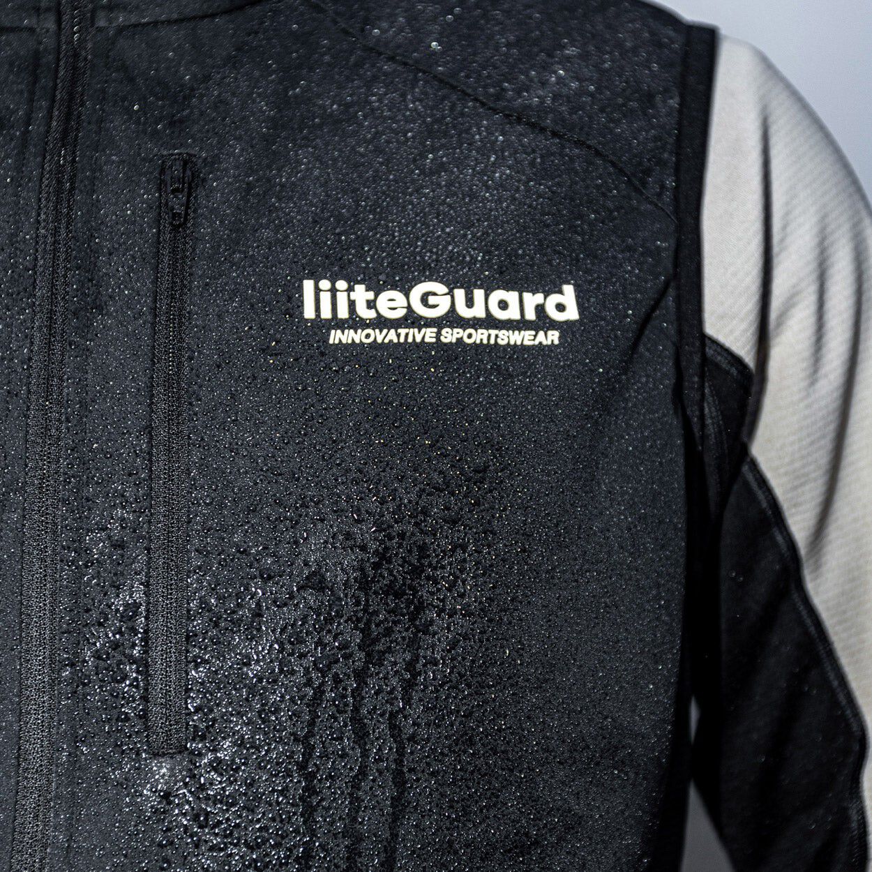 HYDRO-TECH RUNNING VEST