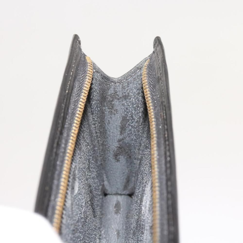 Louis Vuitton Poche Toilette