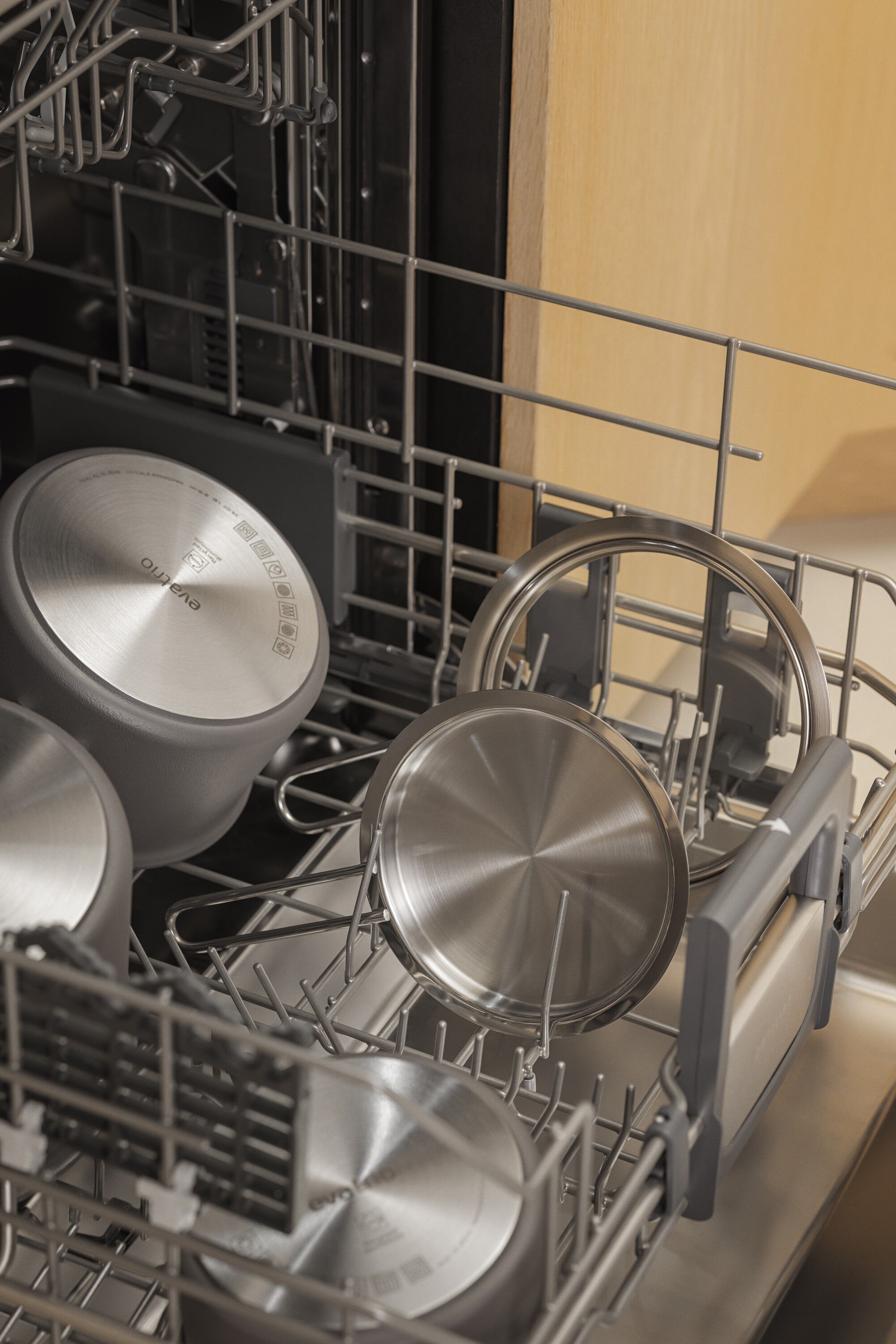 Tallerkenl&aring;g 16 cm rustfrit st&aring;l