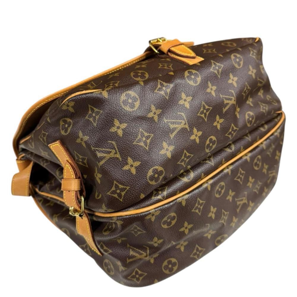Louis Vuitton Saumur