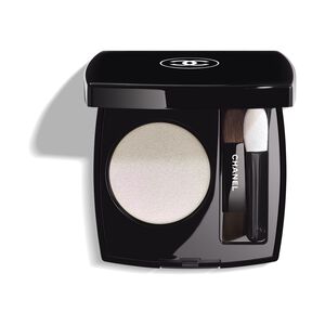 MULTIFUNKTIONEL TOPCOAT TIL &Oslash;JNENE