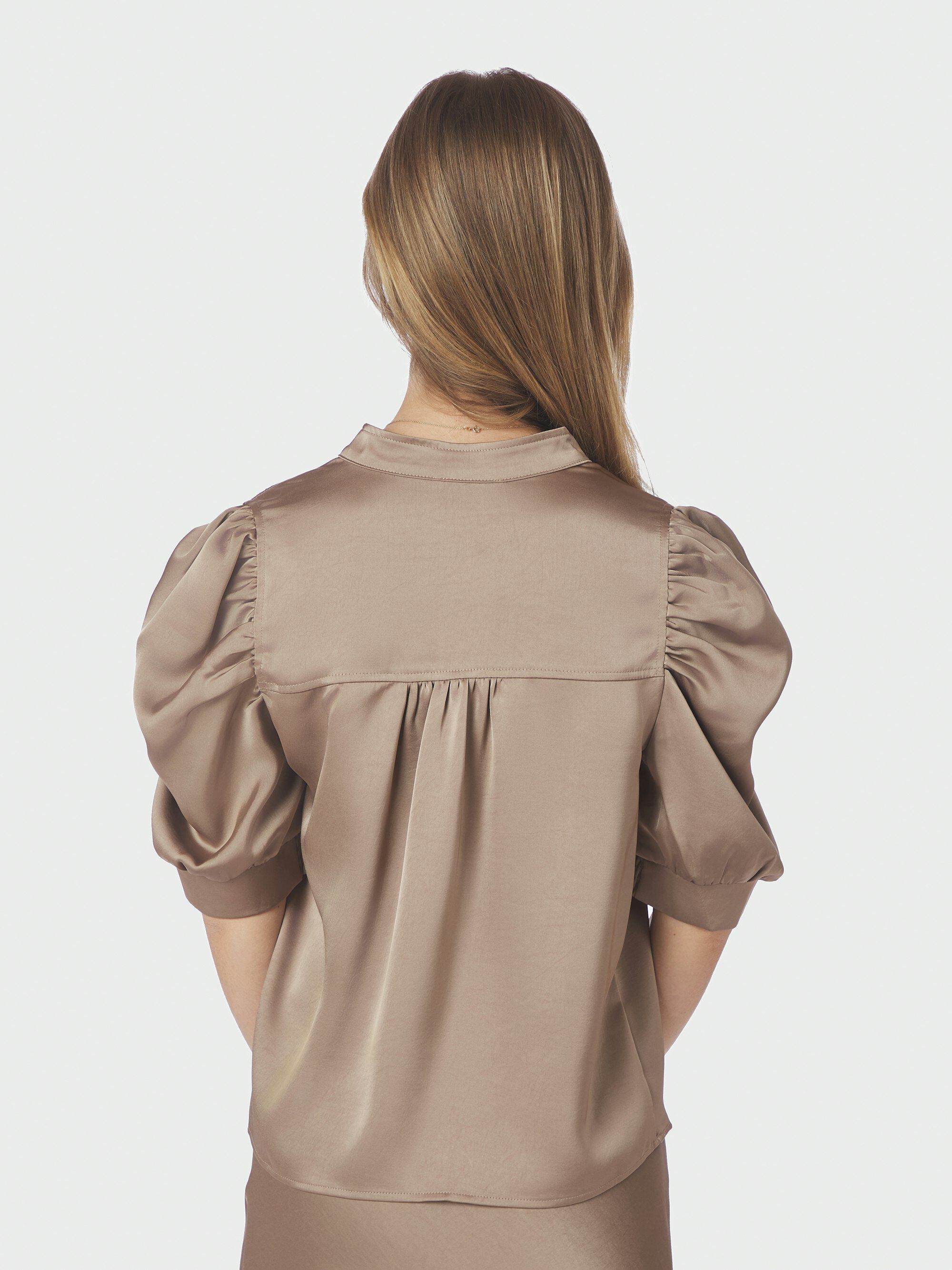 Roella Heavy Sateen Blouse
