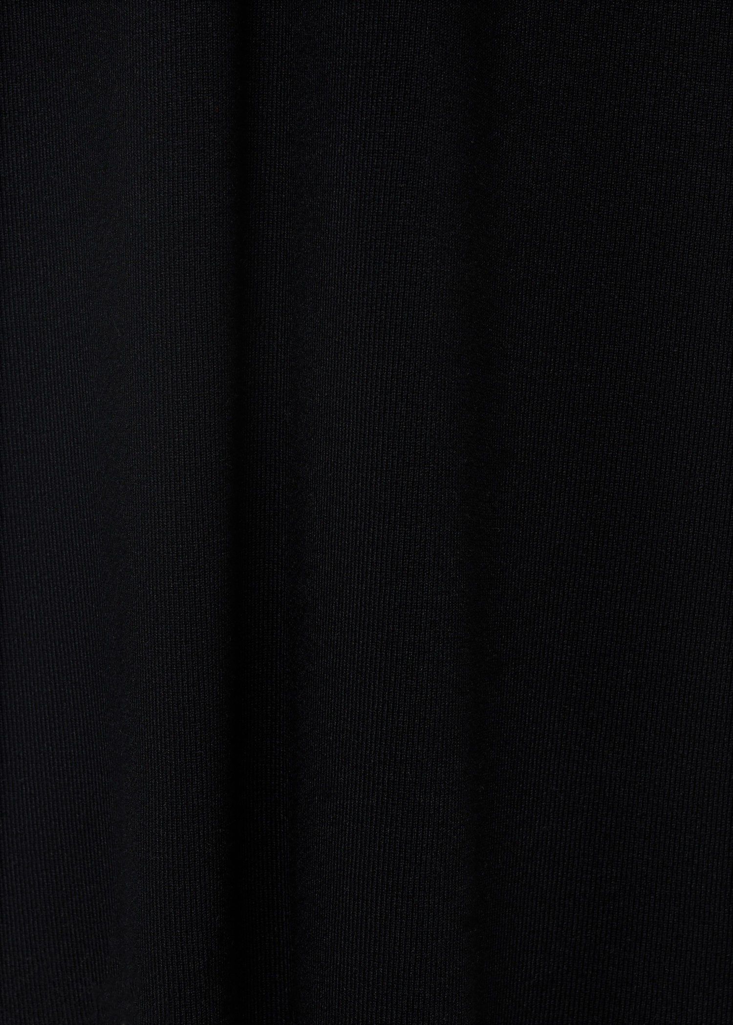 Knitted dress with bow neckline