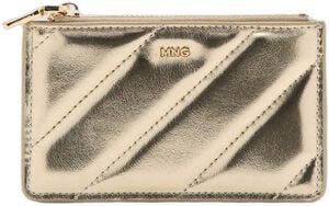 Small quilted wallet