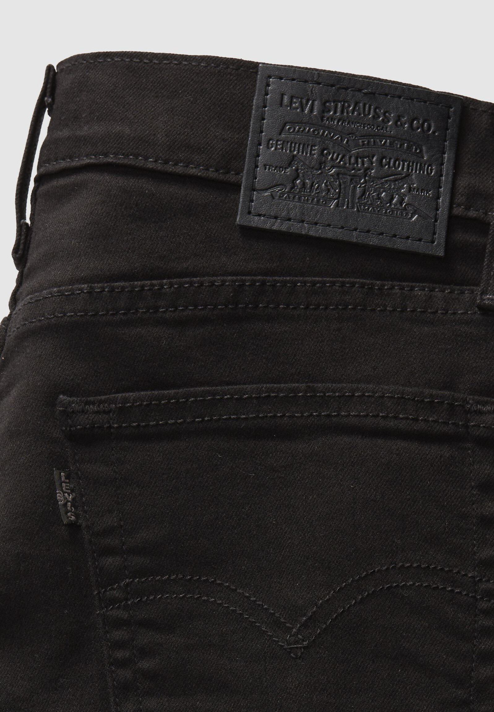 724 High Rise Straight Jeans