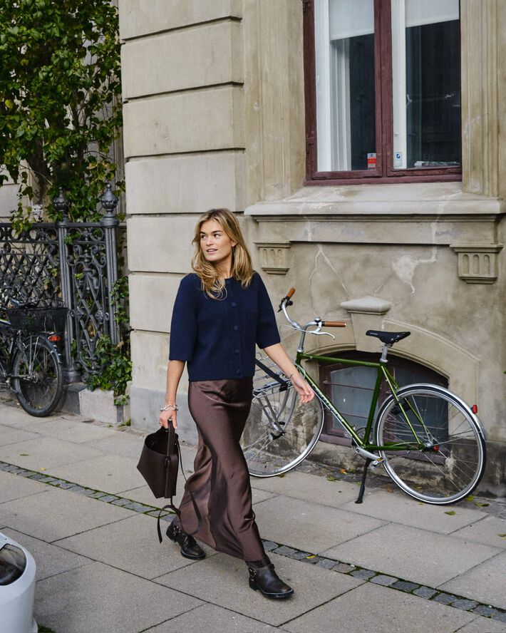 Vicky Heavy Sateen Skirt