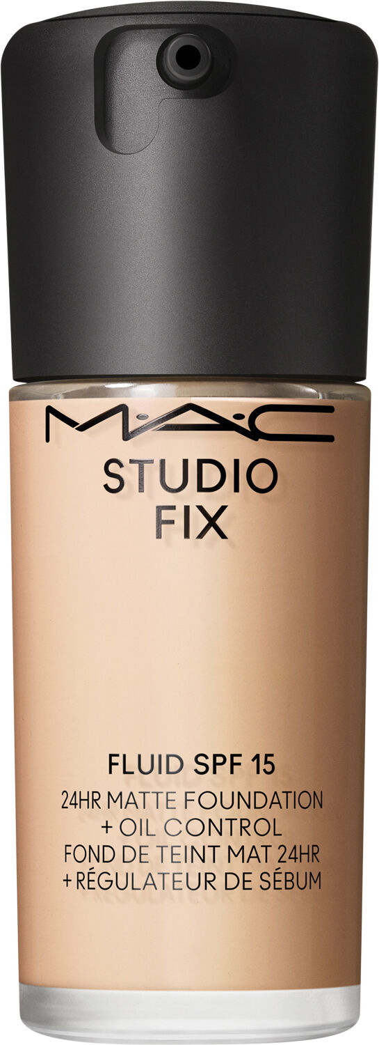 Studio Fix Fluid Broad Spectrum Foundation SPF15