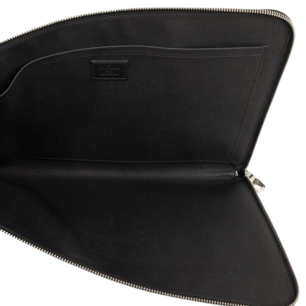 Louis Vuitton Clutch