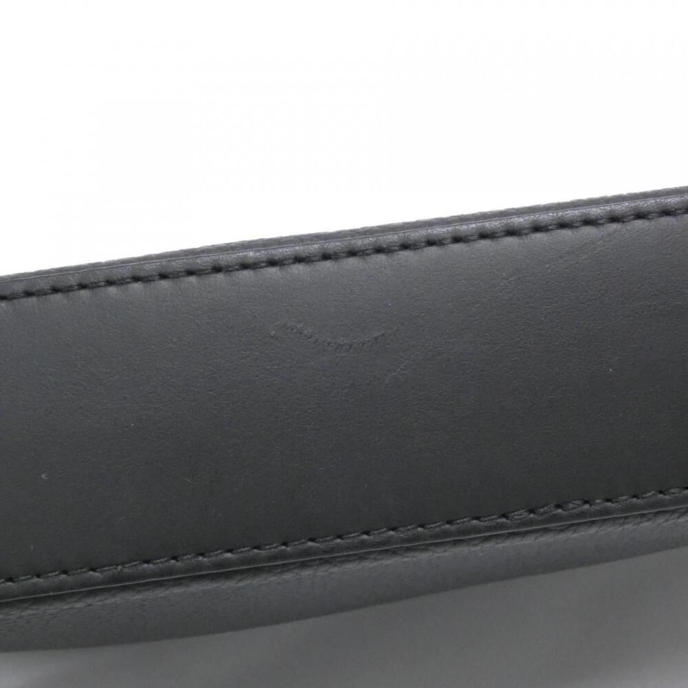 Louis Vuitton Pouch