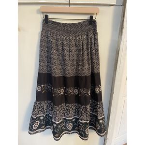 AmondLL Midi Skirt