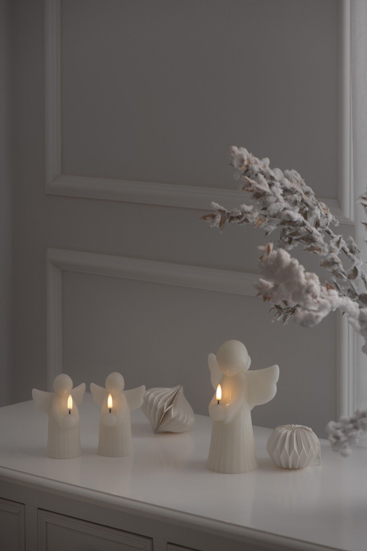 LED candle Angel, Vanilla, Smooth, 11x15,5 cm
