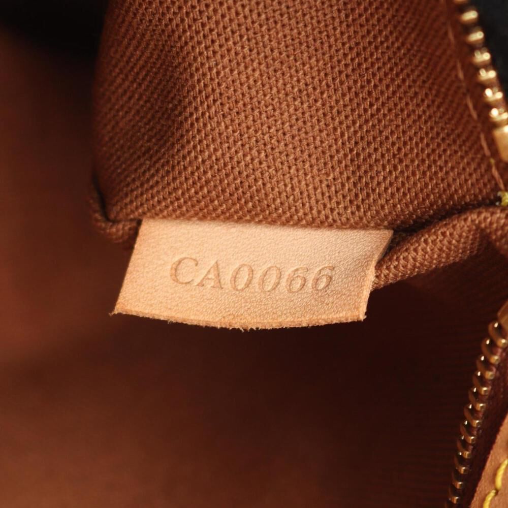 Louis Vuitton Batignolles