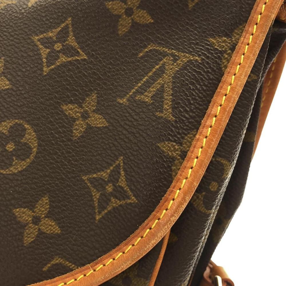 Louis Vuitton Saumur