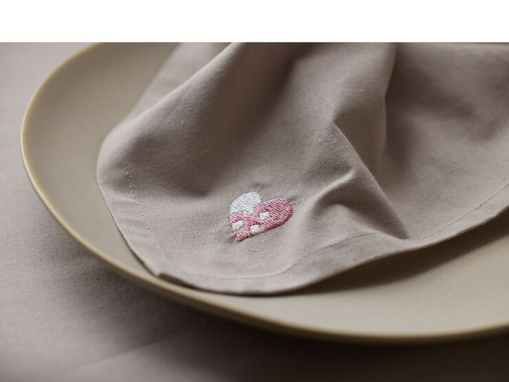 Stofservietter Christmas Hearts Embroidery 4 stk. Rose