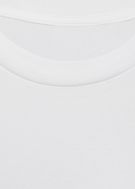 100% cotton slim-fit t-shirt