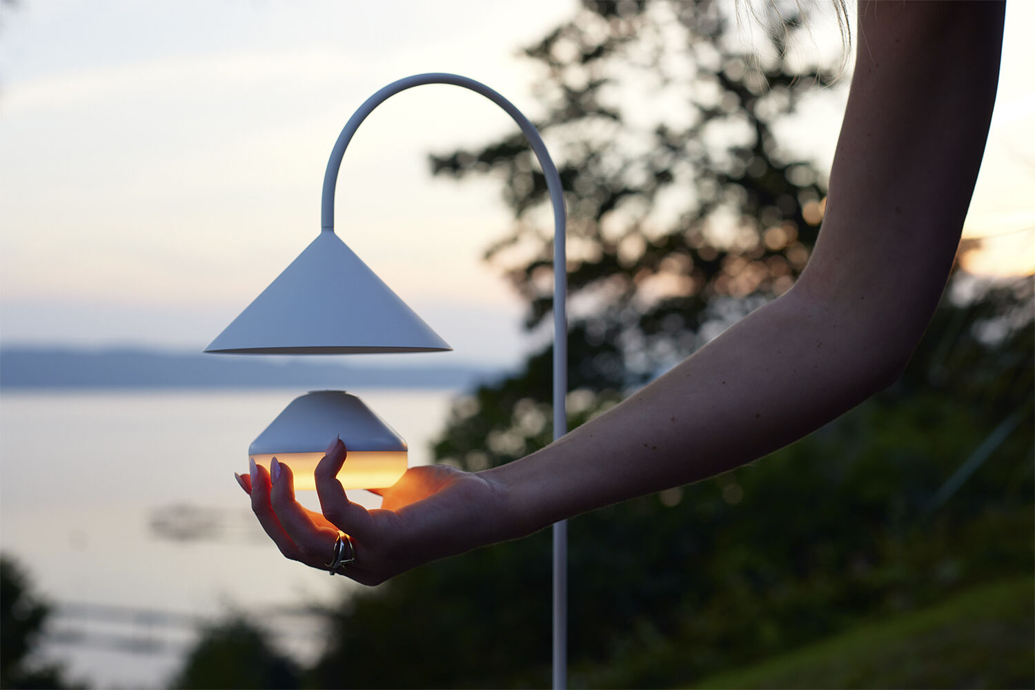Grasp Portable Table Lamp H47
