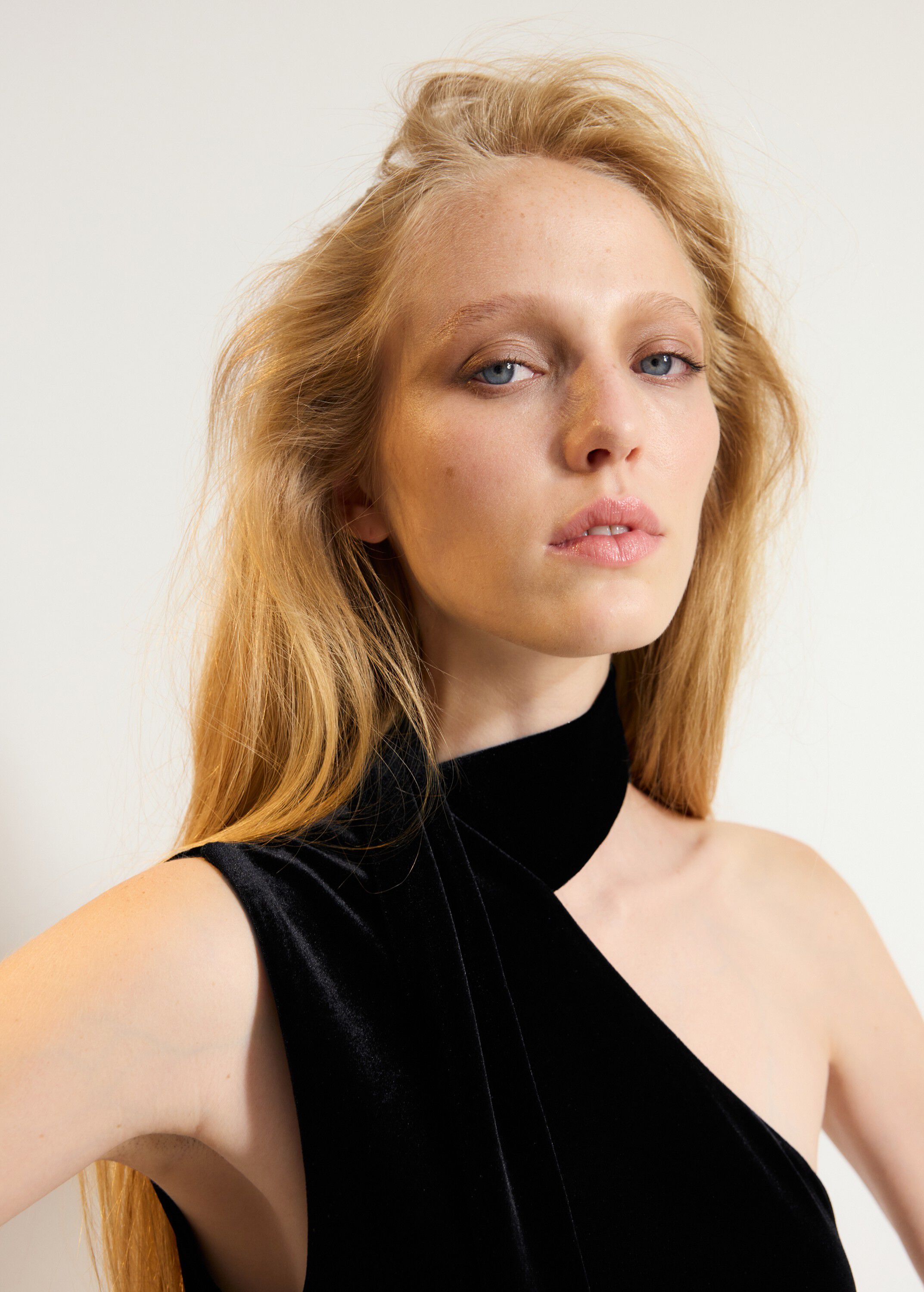 Velvet scarf-collar jumpsuit