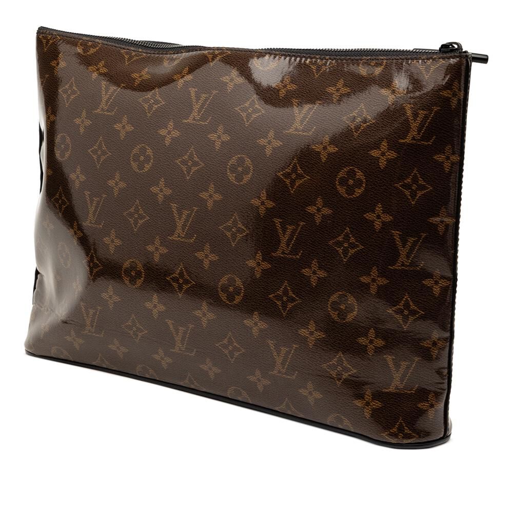 Louis Vuitton Clutch