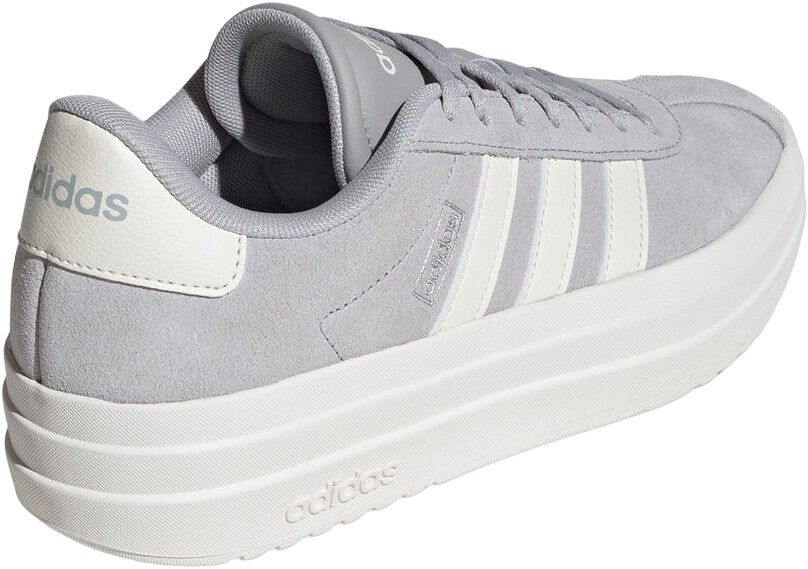 VL Court Bold Sneakers