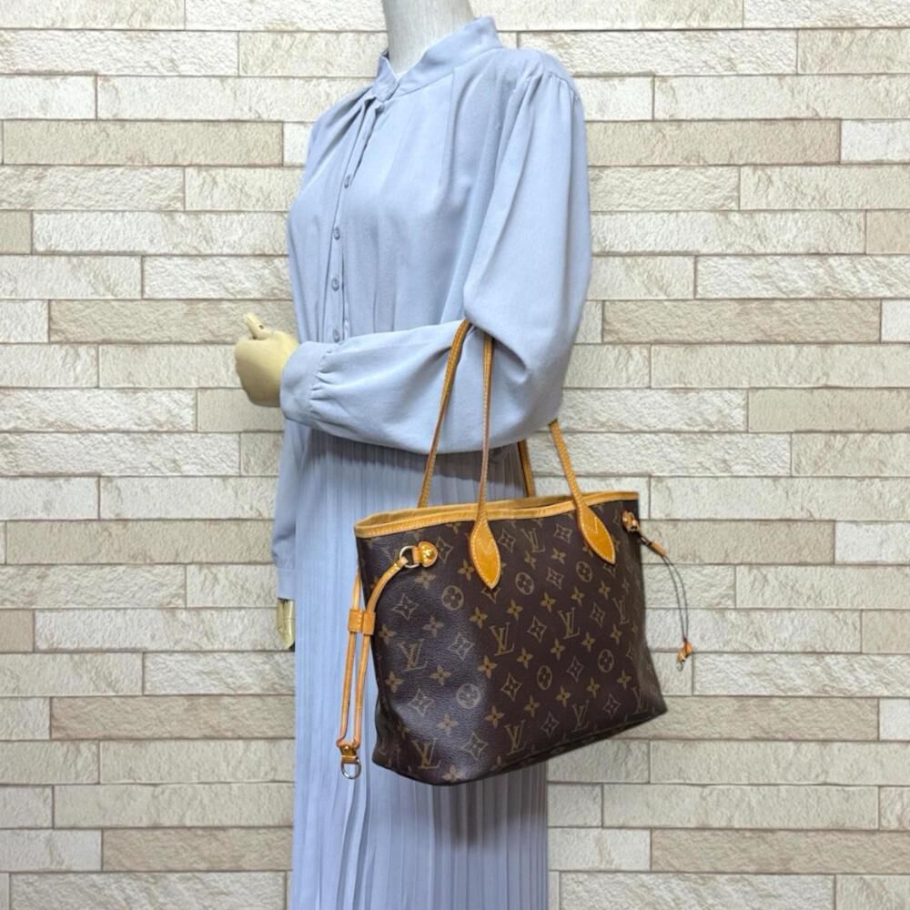 Louis Vuitton Neverfull