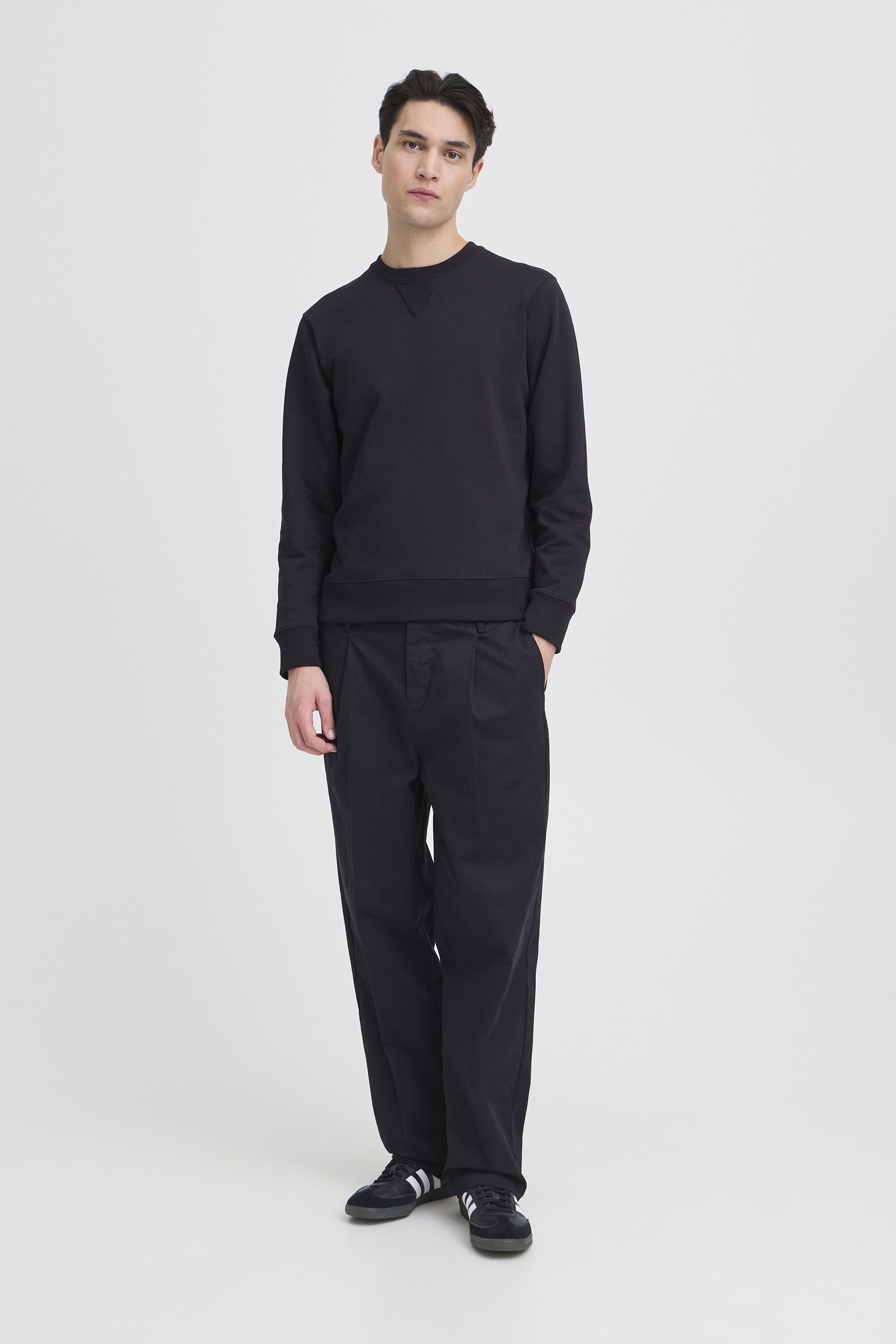 CFPERSSON 0261 CREW NECK SWEAT