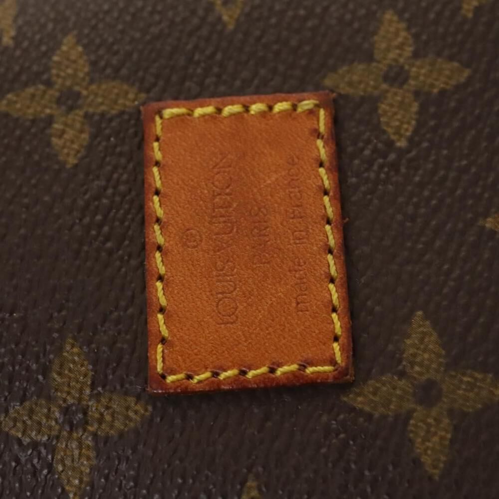 Louis Vuitton Saumur