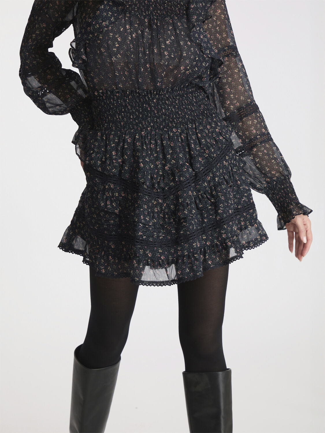 Donna Mini Rose Skirt