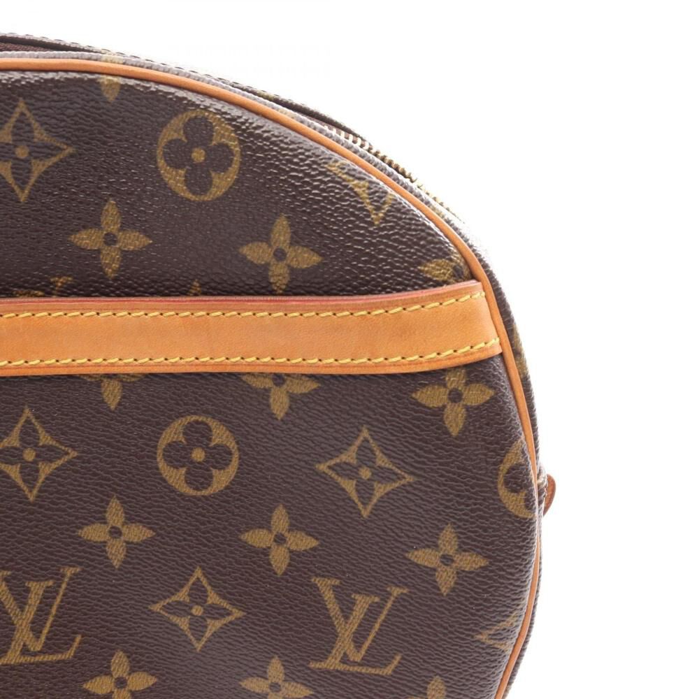Louis Vuitton Shoulder Bags