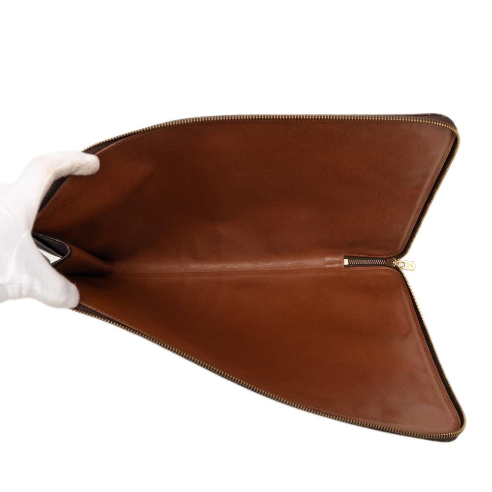 Louis Vuitton Poche Documents