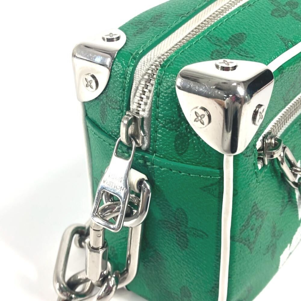 Louis Vuitton Shoulder Bags