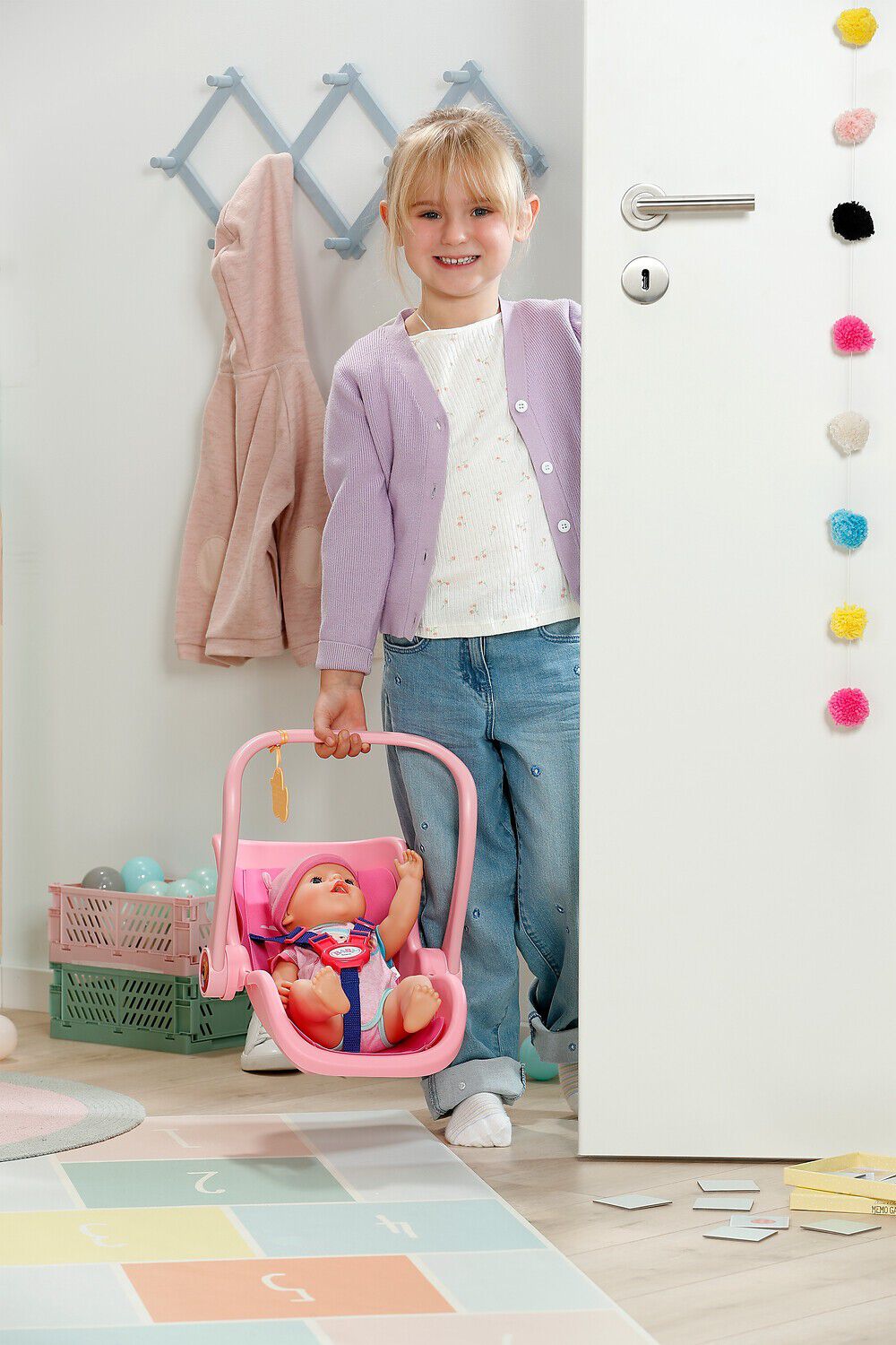 Baby Born autostol