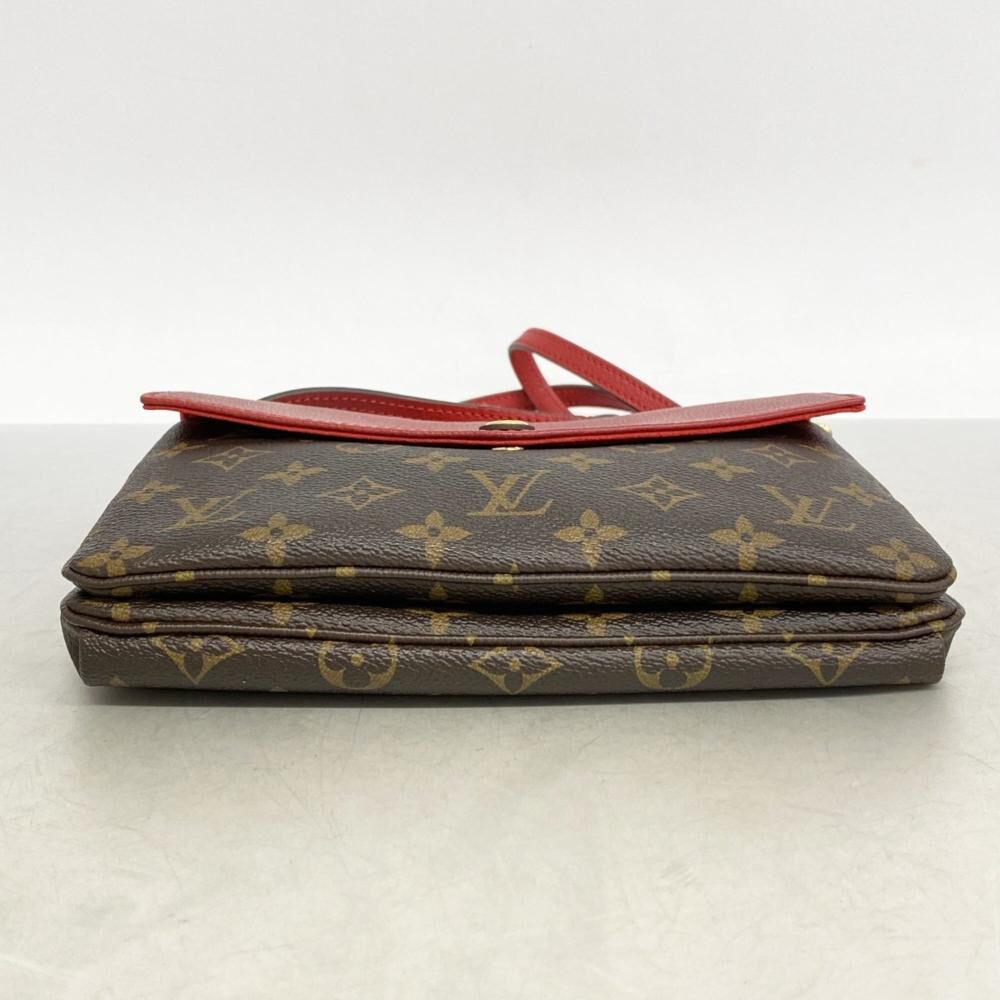 Louis Vuitton Shoulder Bags