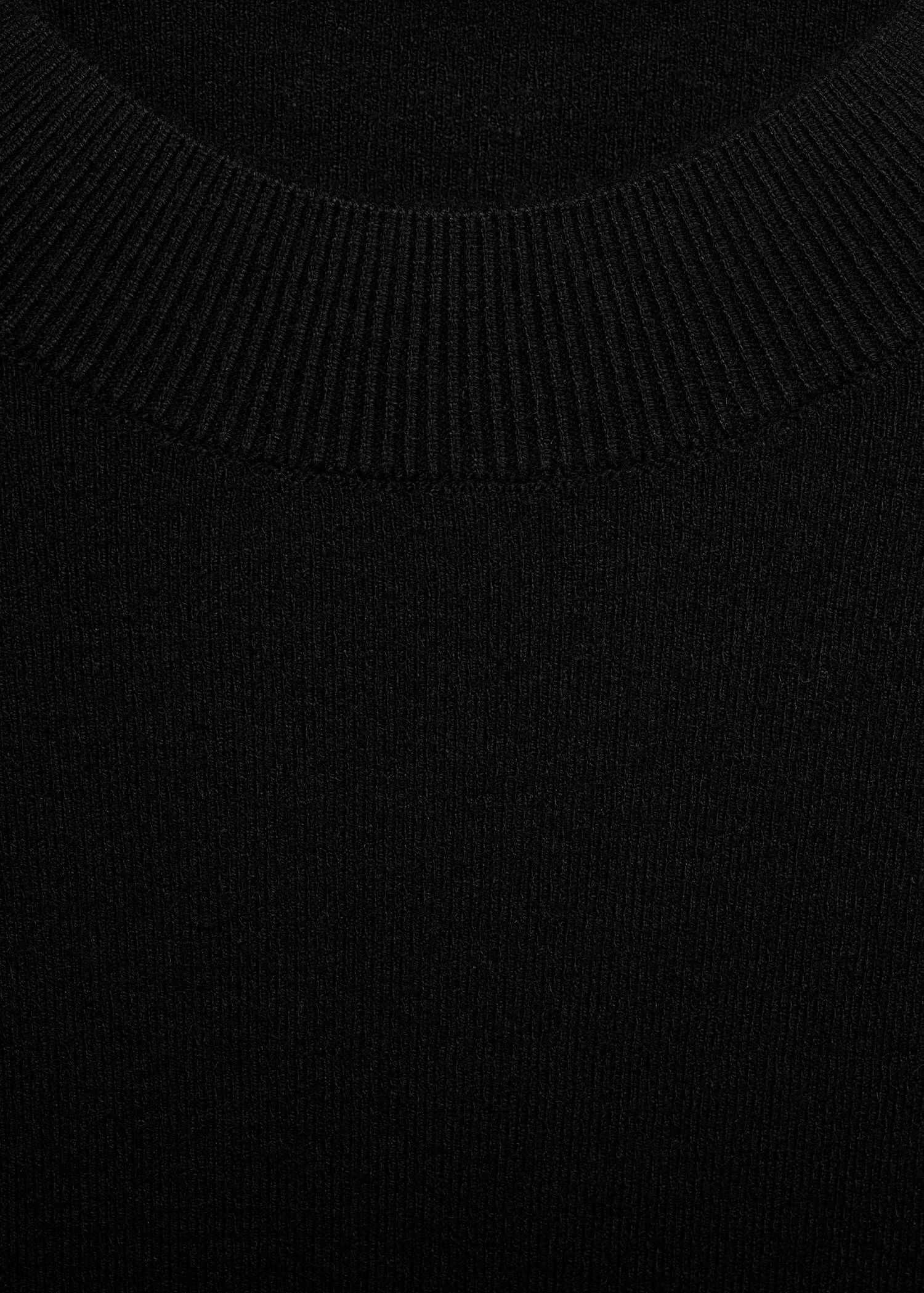 Fine-knit flared dress