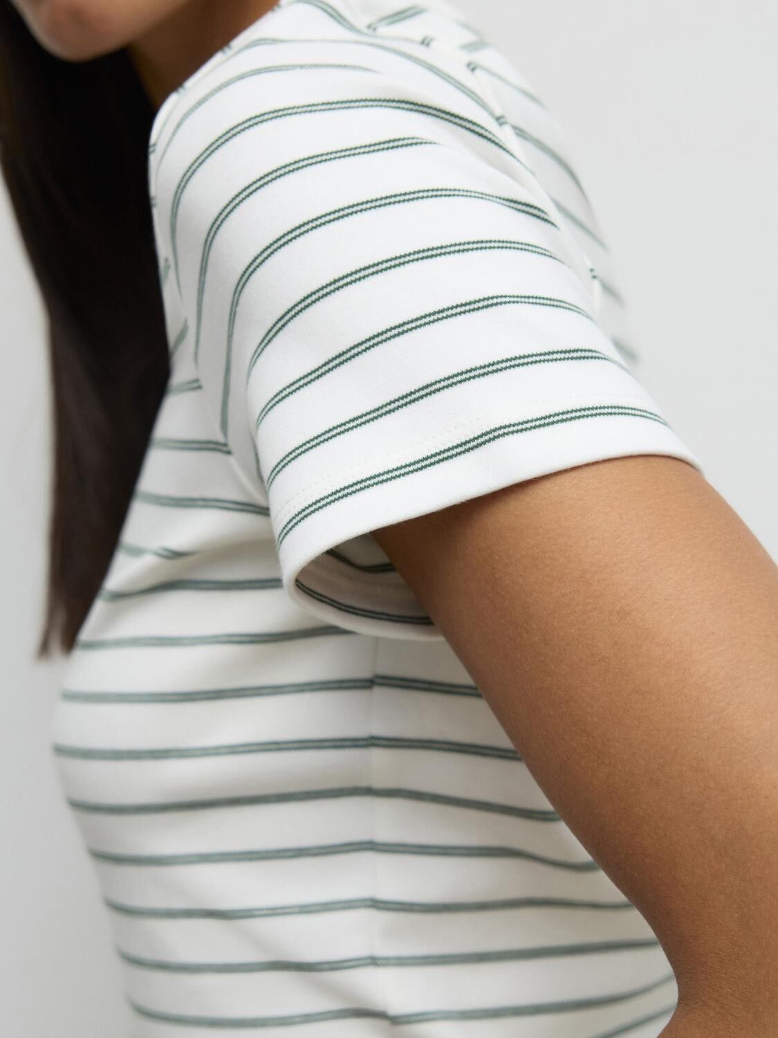 AWAVANI SS O-NECK T-SHIRT