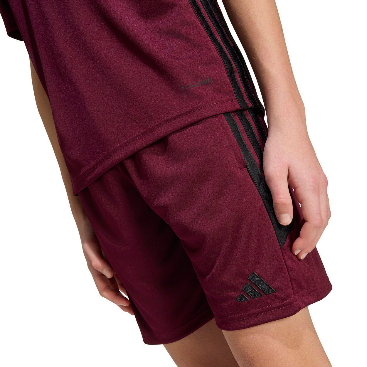 Tiro 26 Essential Shorts
