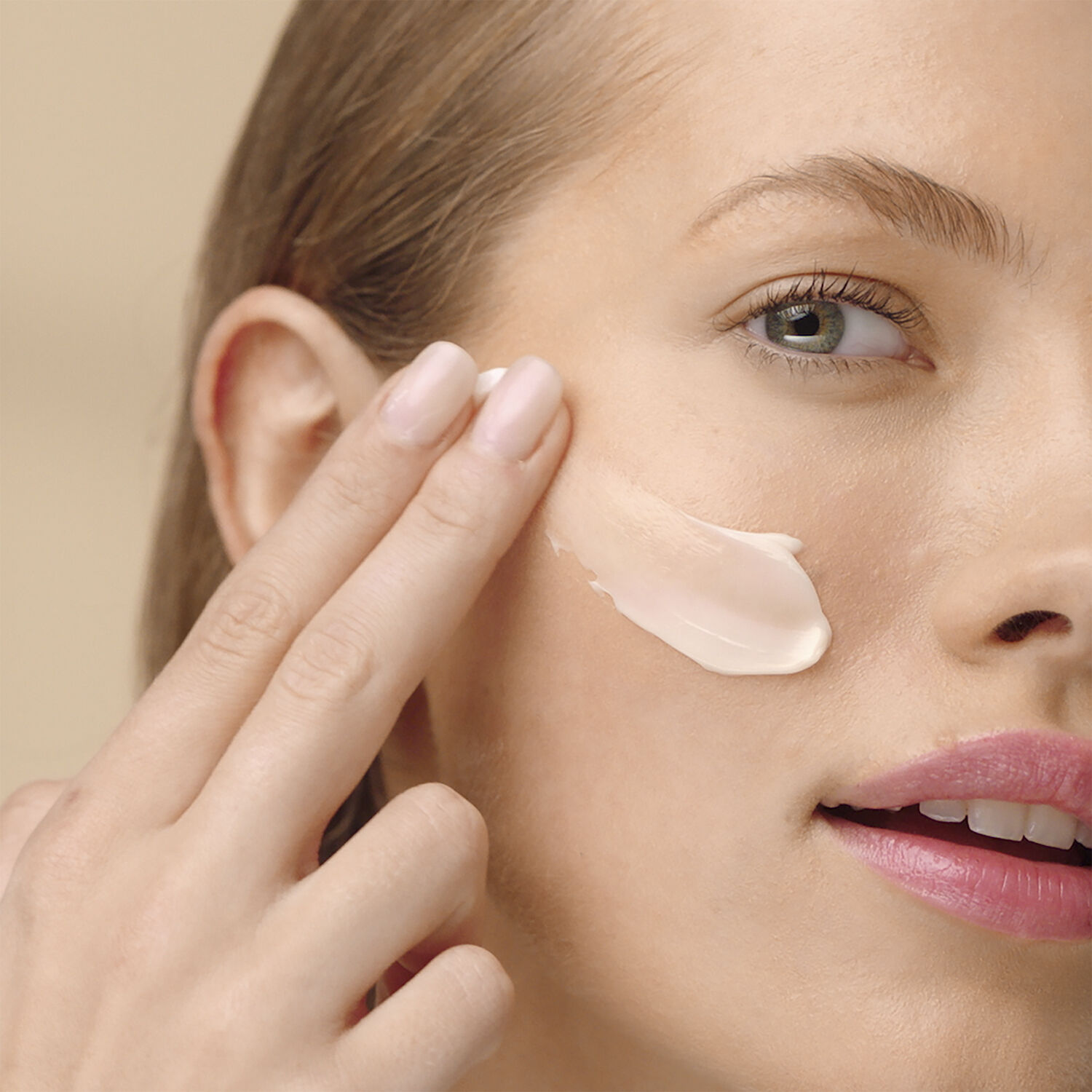 Revitalizing Supreme+ Youth Power Soft Cr&egrave;me