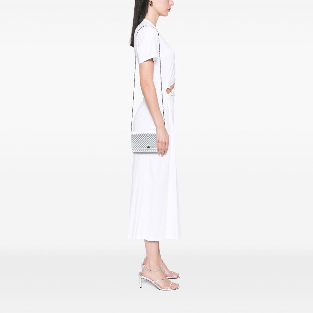 Chanel Wallet On Chain