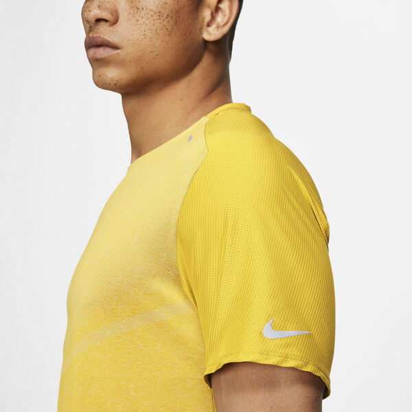 Techknit Ultra Run Division T-shirt