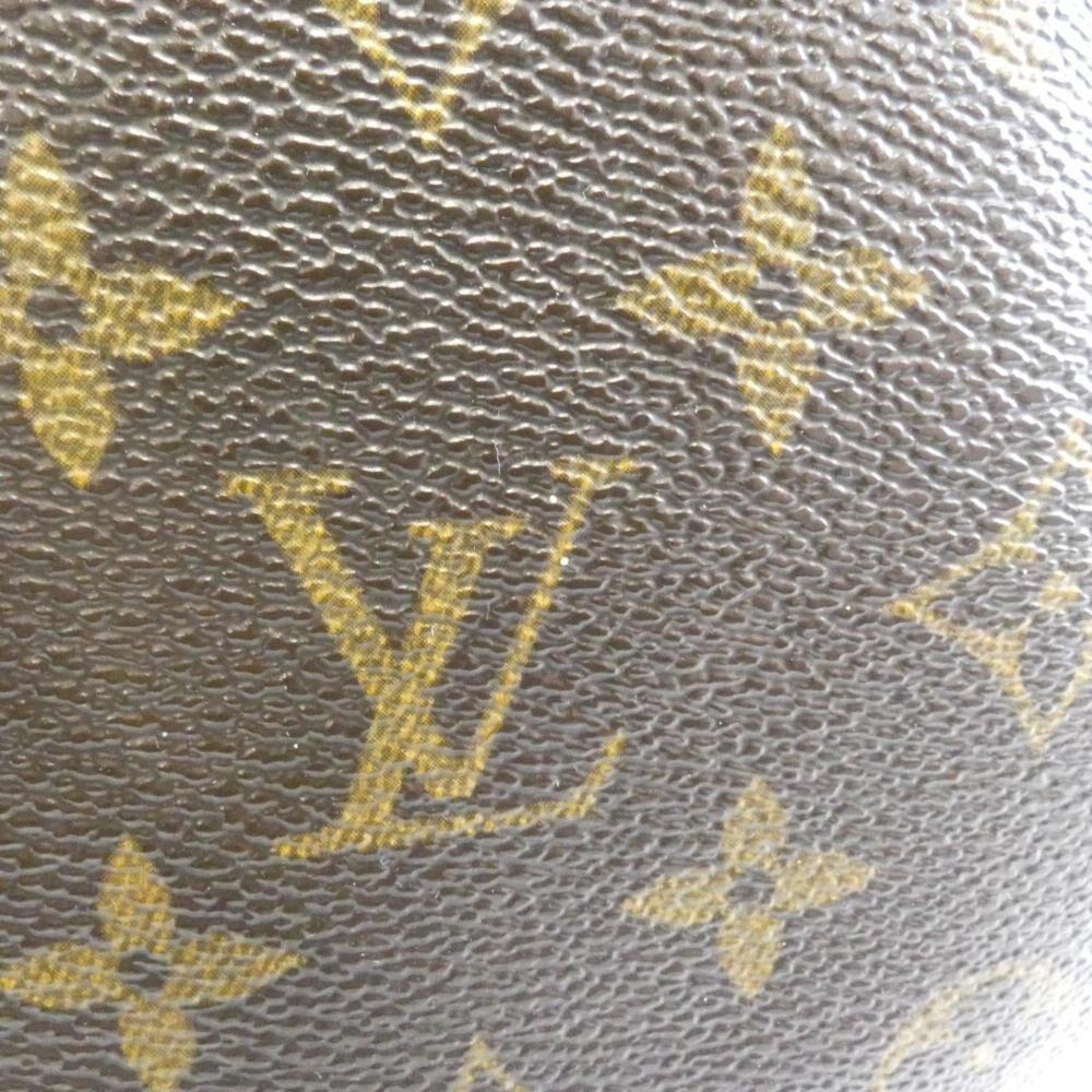 Louis Vuitton Croissant