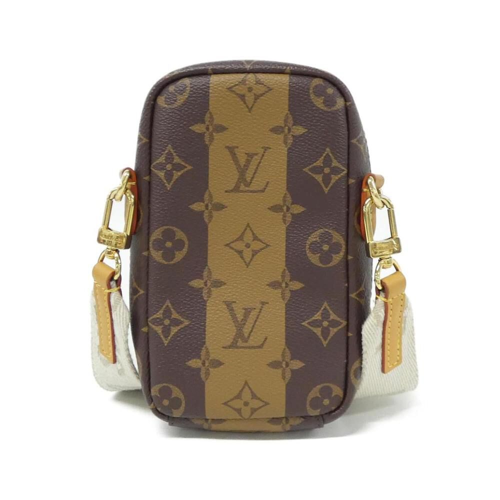 Louis Vuitton Shoulder Bags
