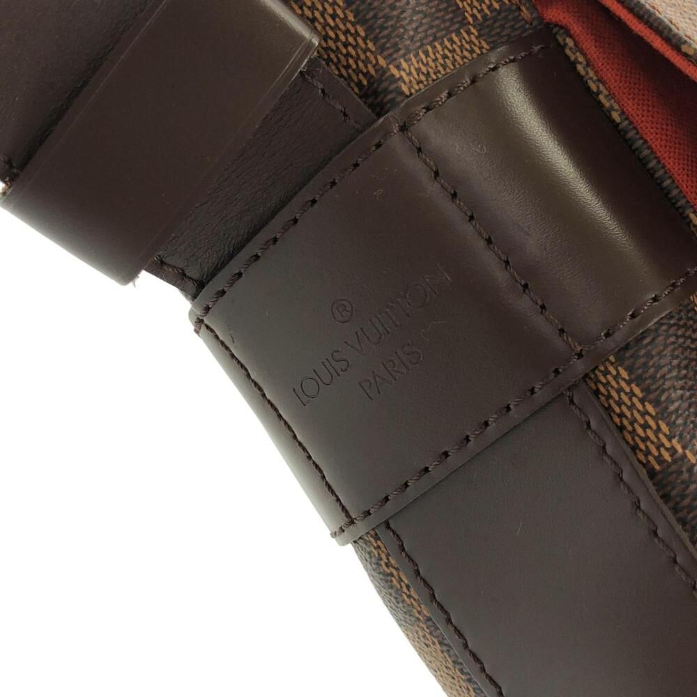 Louis Vuitton Shoulder Bags