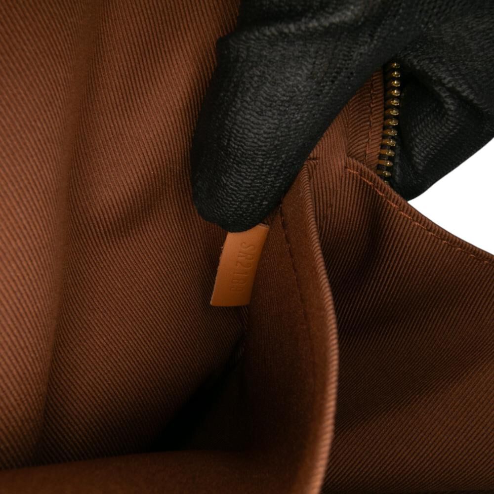 Louis Vuitton Messenger