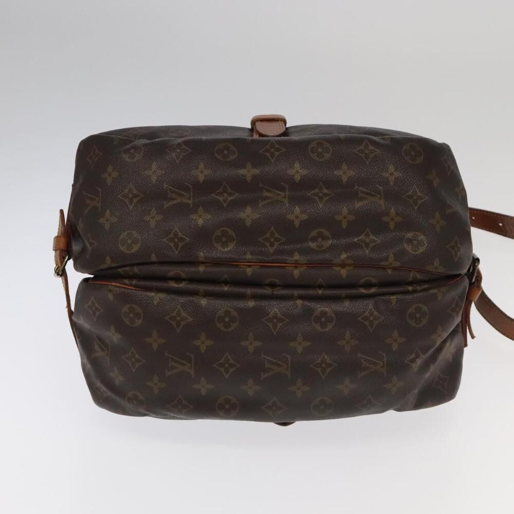 Louis Vuitton Saumur