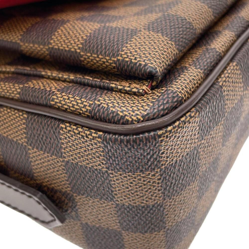 Louis Vuitton Shoulder Bags