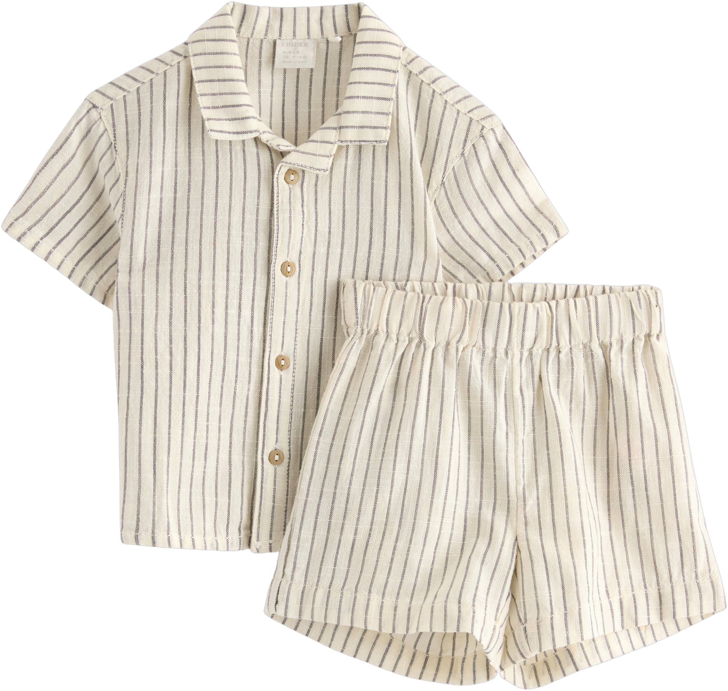 2-piece set with matching shirt and