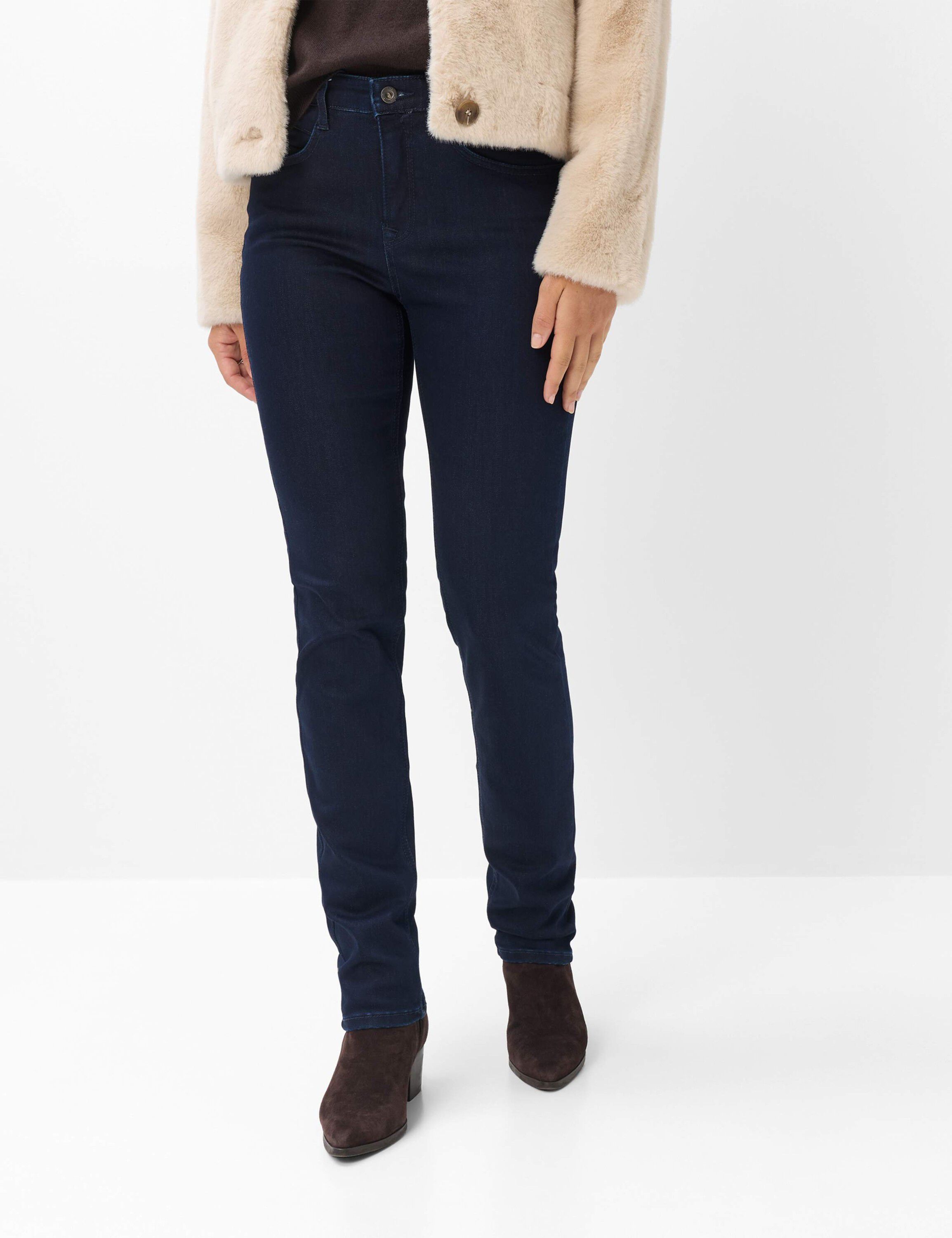 STYLE. MARY