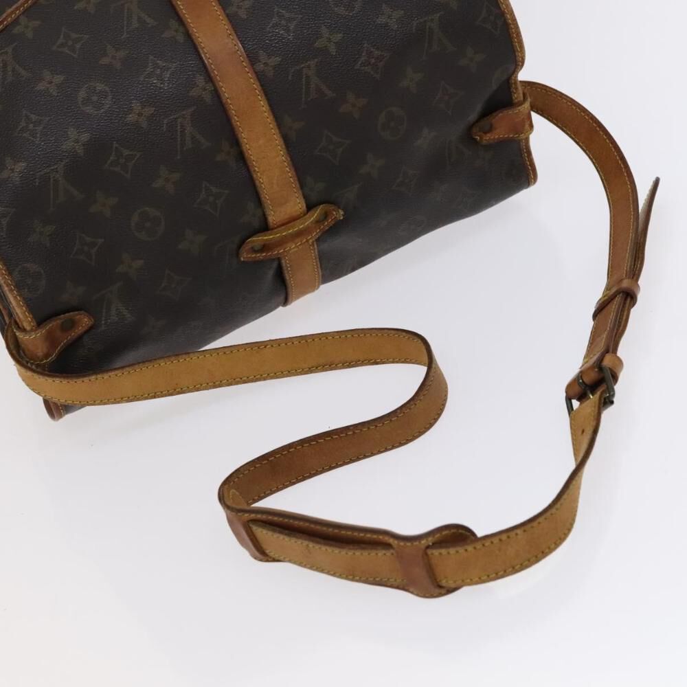 Louis Vuitton Saumur