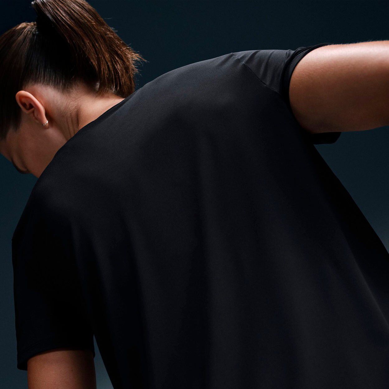 ONE SWOOSH DRI-FIT T-SHIRT