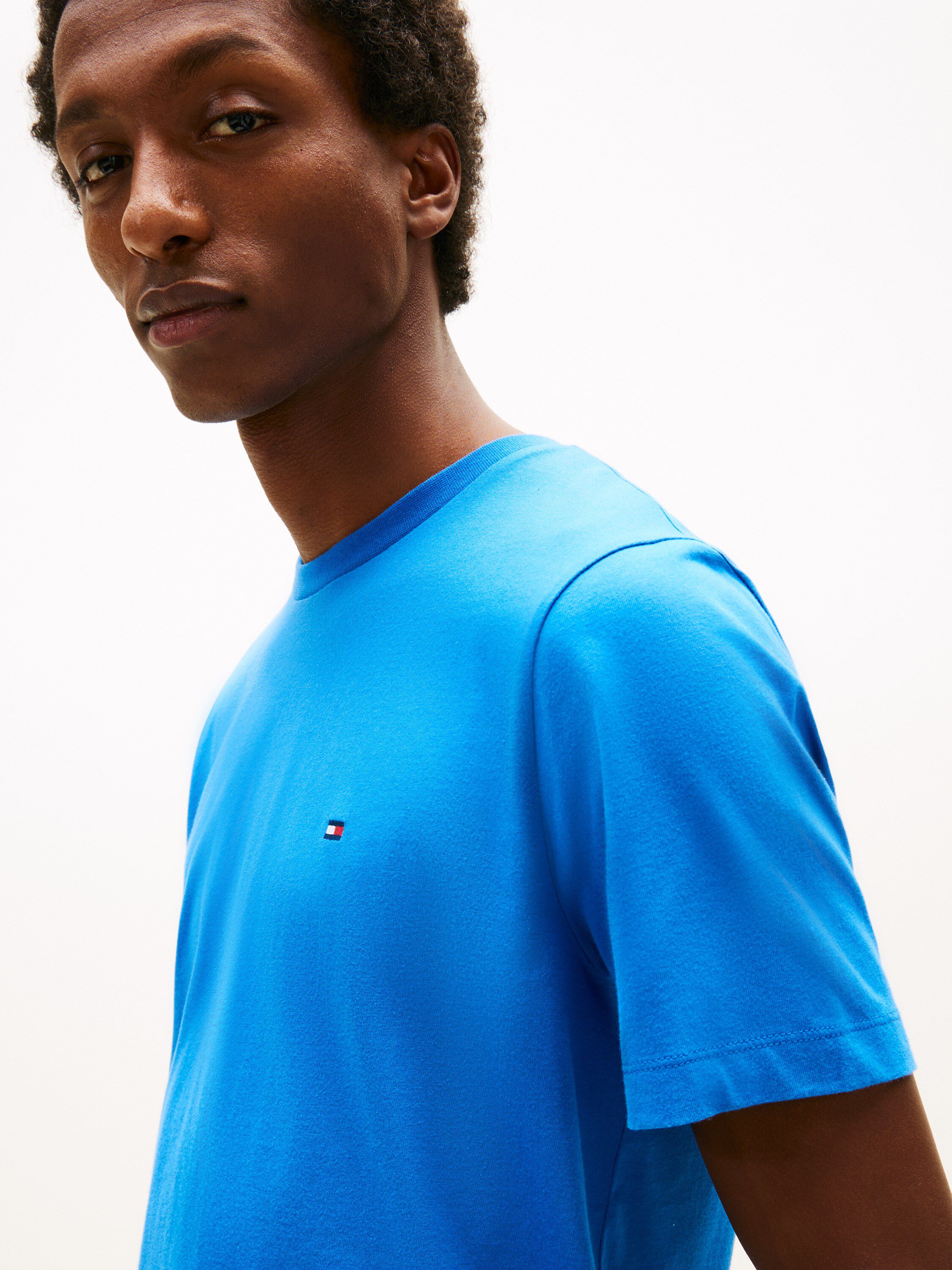 ESS SEASONAL REG FIT SOLID TEE